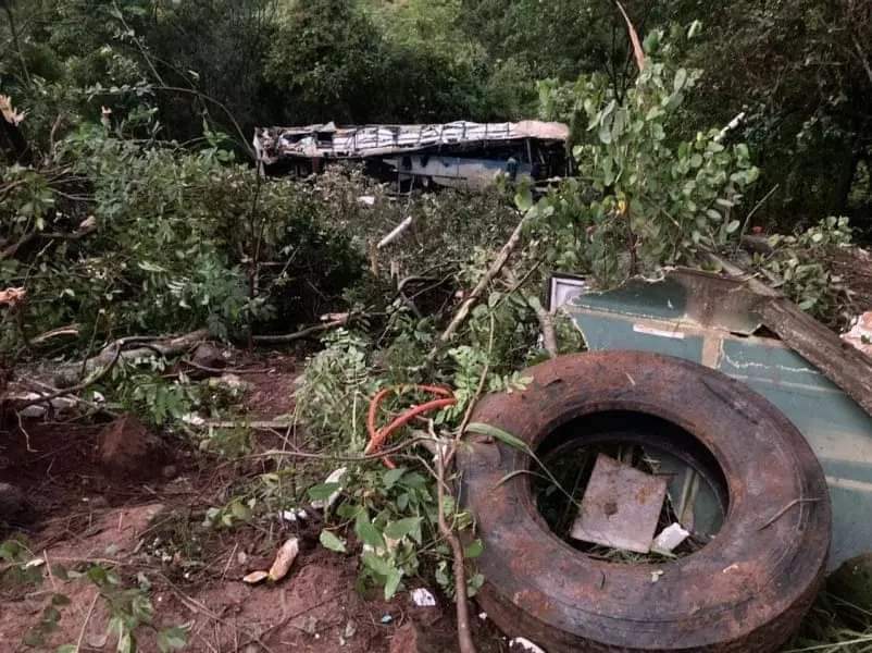 Já são 11 os mortos em tragédia com ônibus de trabalhadores da Engemec