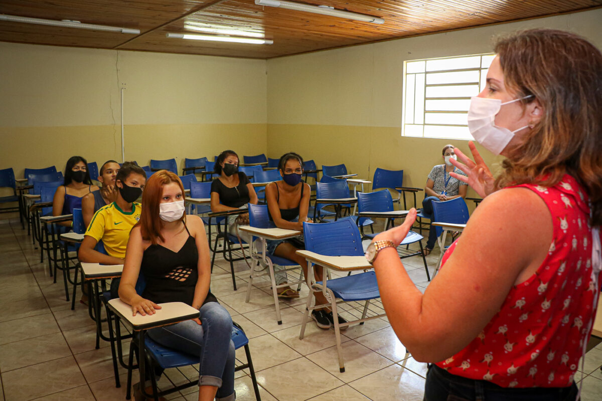 Assistência Social inicia ciclo de cursos para usuários dos CRAS de Três Lagoas