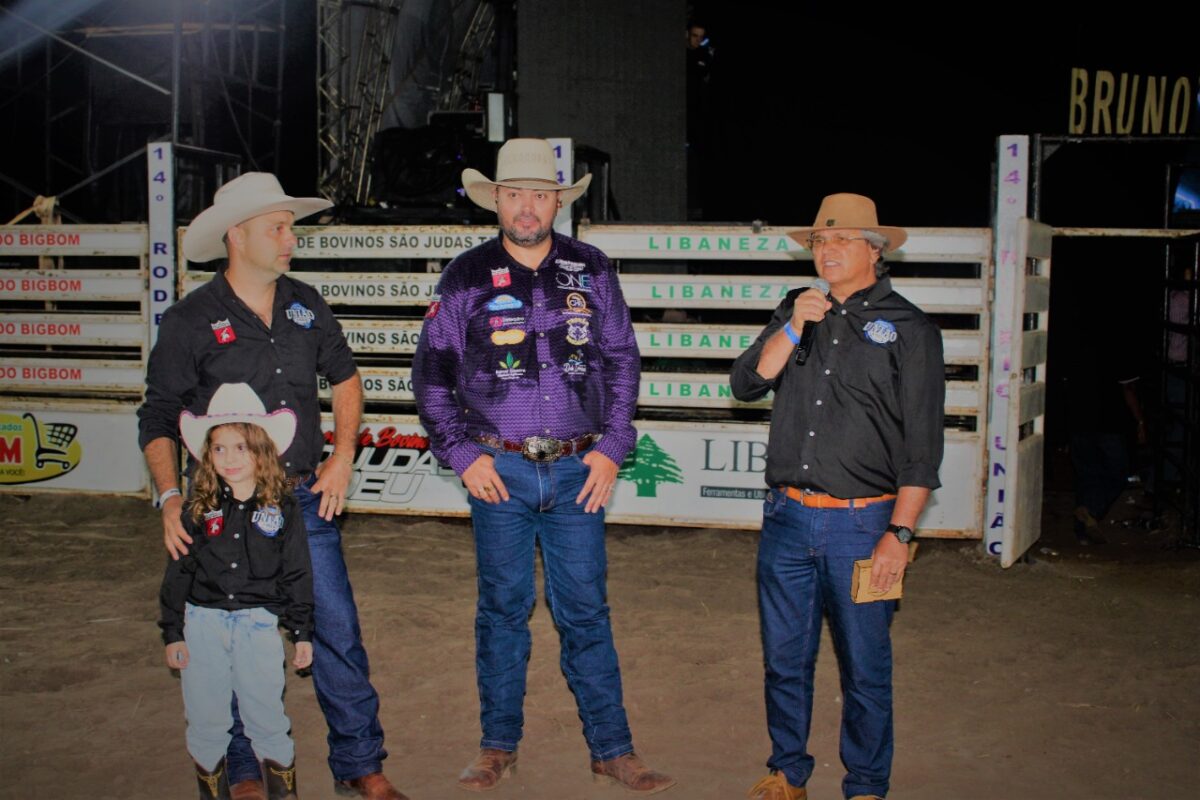 União encerra 14º Rodeio com a entrega de premiações e show com dupla Bruno e Marrone