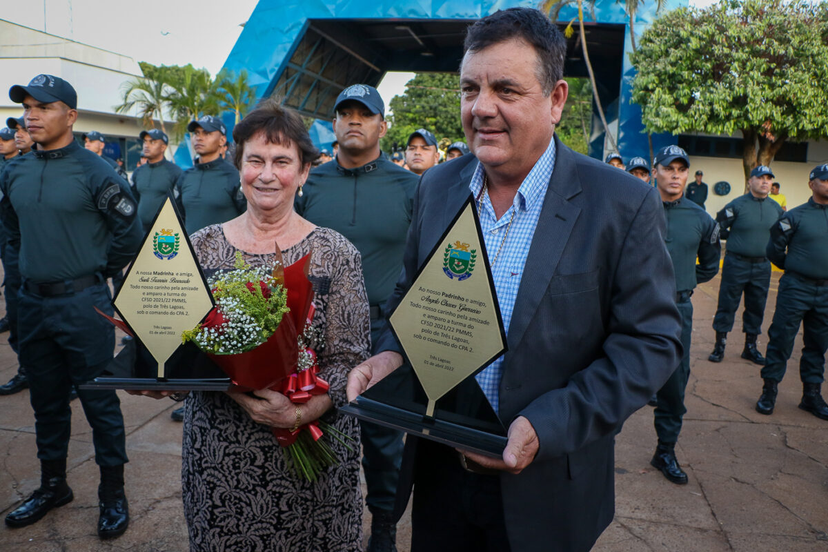 Guerreiro participa da formatura da 36ª turma de soldados da PMMS/CPA-2 de TL e recebe homenagem