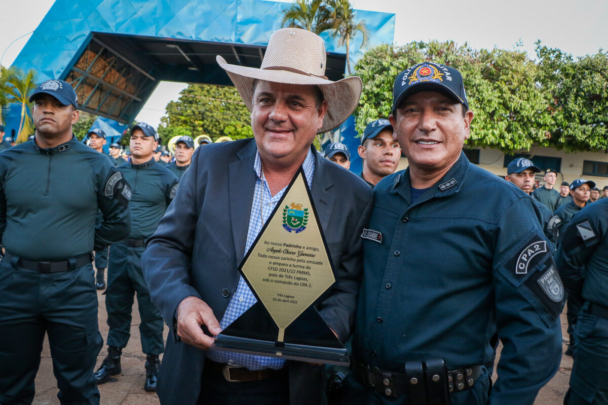 Guerreiro participa da formatura da 36ª turma de soldados da PMMS/CPA-2 de TL e recebe homenagem