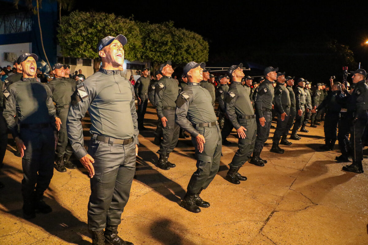 Guerreiro participa da formatura da 36ª turma de soldados da PMMS/CPA-2 de TL e recebe homenagem