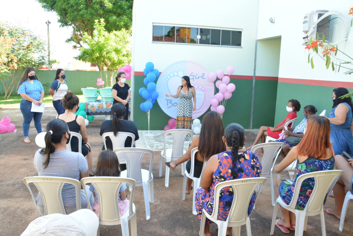 Assistência Social entrega 14 kits bebês para gestantes em Bataguassu