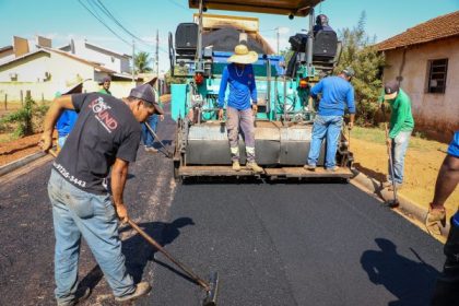 Departamento de Obras inicia a pavimentação no Jardim Esperança, em Três Lagoas