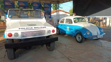 Polícia Militar garante a segurança durante evento de carros antigos em Aparecida do Taboado