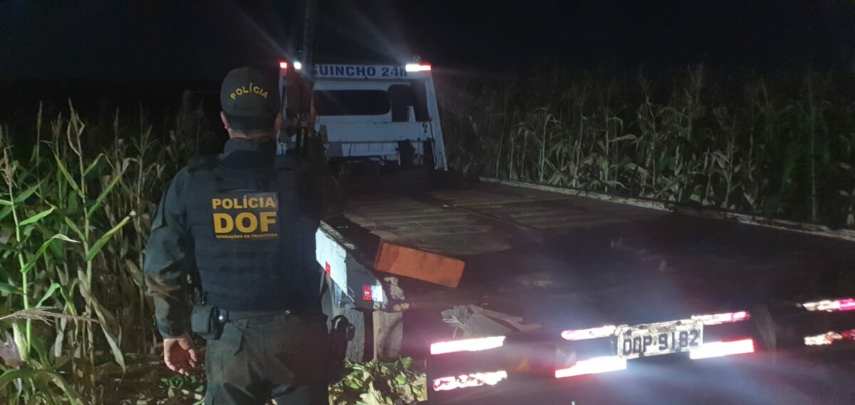 DOF apreende guincho com mais de 425 quilos de maconha