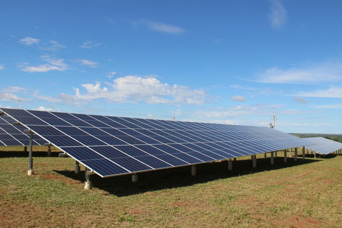 Audiência Pública abre espaço para melhorias no projeto de Centrais de Energia Fotovoltaicas