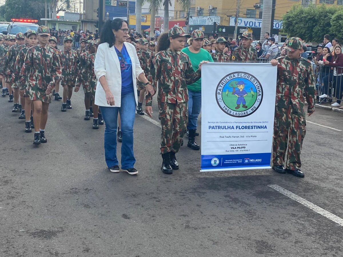 Desfile de 7 de Setembro atraiu milhares de pessoas ao centro de Três Lagoas