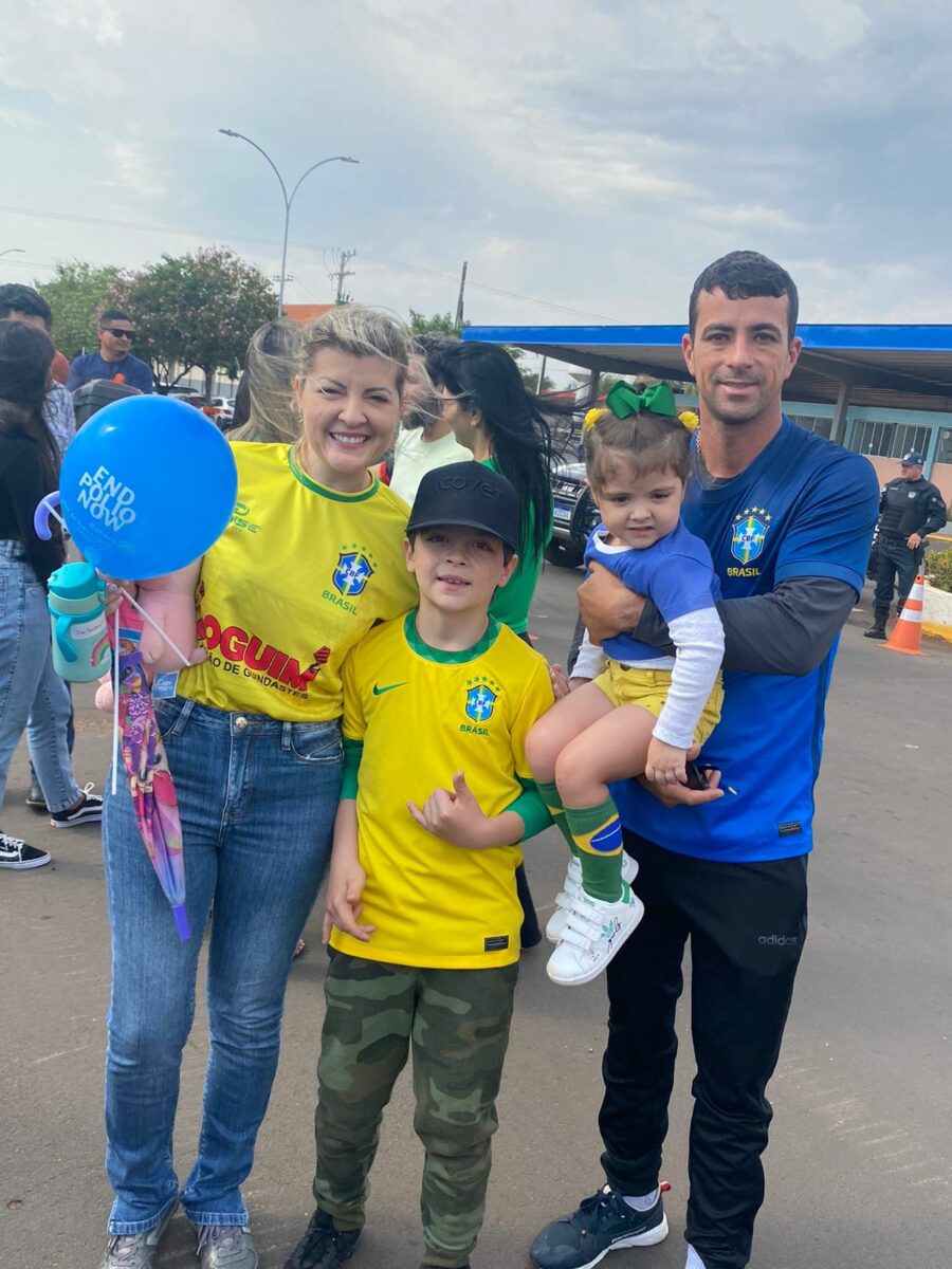 Desfile de 7 de Setembro atraiu milhares de pessoas ao centro de Três Lagoas