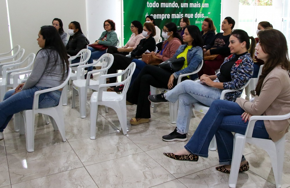 OUTUBRO ROSA – SMS promove cursos para médicos e enfermeiros