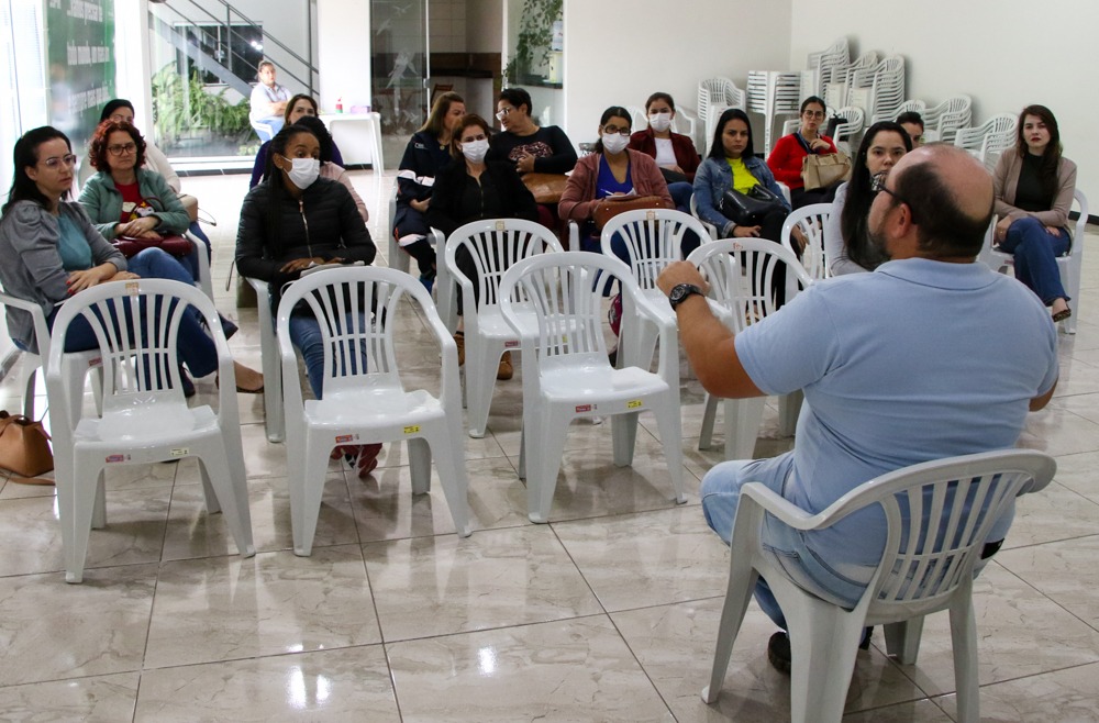 OUTUBRO ROSA – SMS promove cursos para médicos e enfermeiros