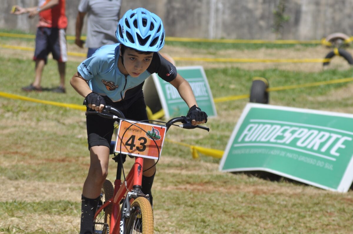 Parceria entre Governo do Estado e Sesc vai expandir o ciclismo escolar de base em Mato Grosso do Sul