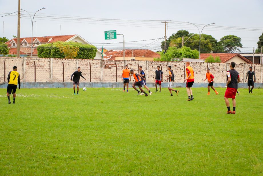 Com apoio da SEJUVEL, atletas vão representar TL na fase nacional da Taça das Favelas Sub17 de futebol