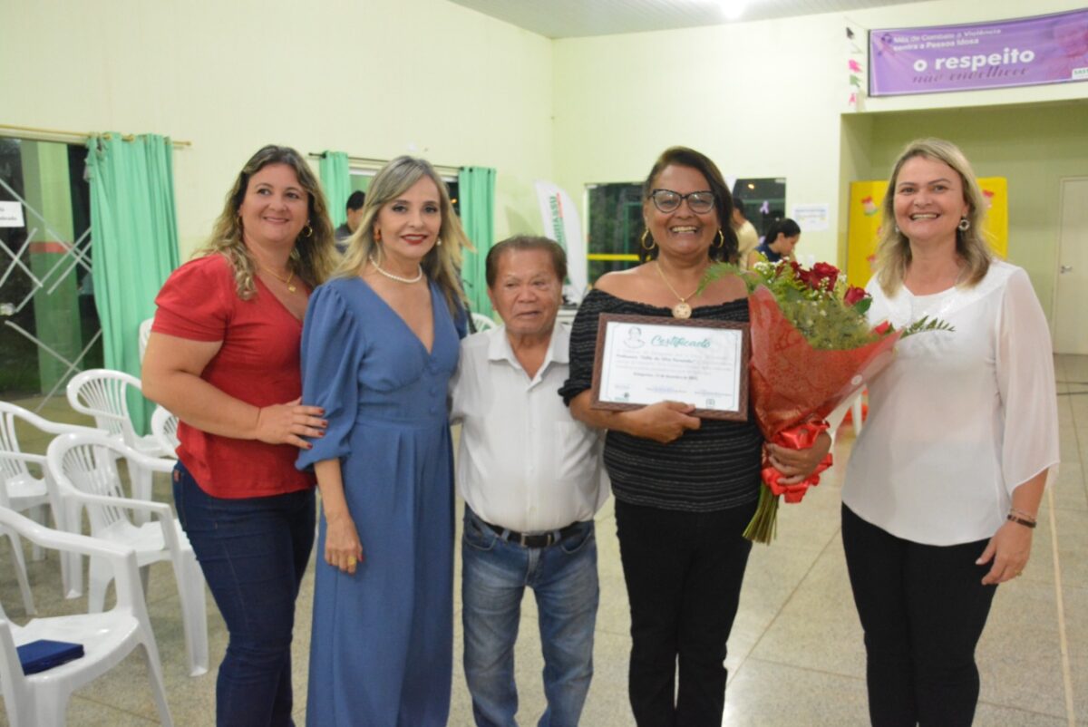 Professora Odila da Silva Fernandes é homenageada com Medalha "Diva Câmara Martins" em Bataguassu