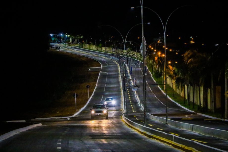 Prefeito Guerreiro entrega obra de duplicação e melhorias da Avenida de acesso ao Balneário Municipal