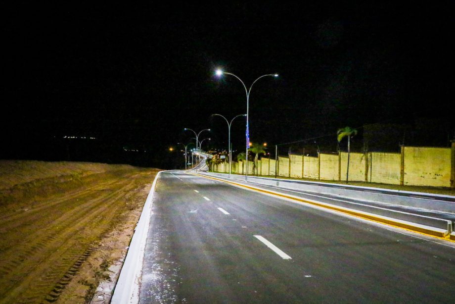 Prefeito Guerreiro entrega obra de duplicação e melhorias da Avenida de acesso ao Balneário Municipal