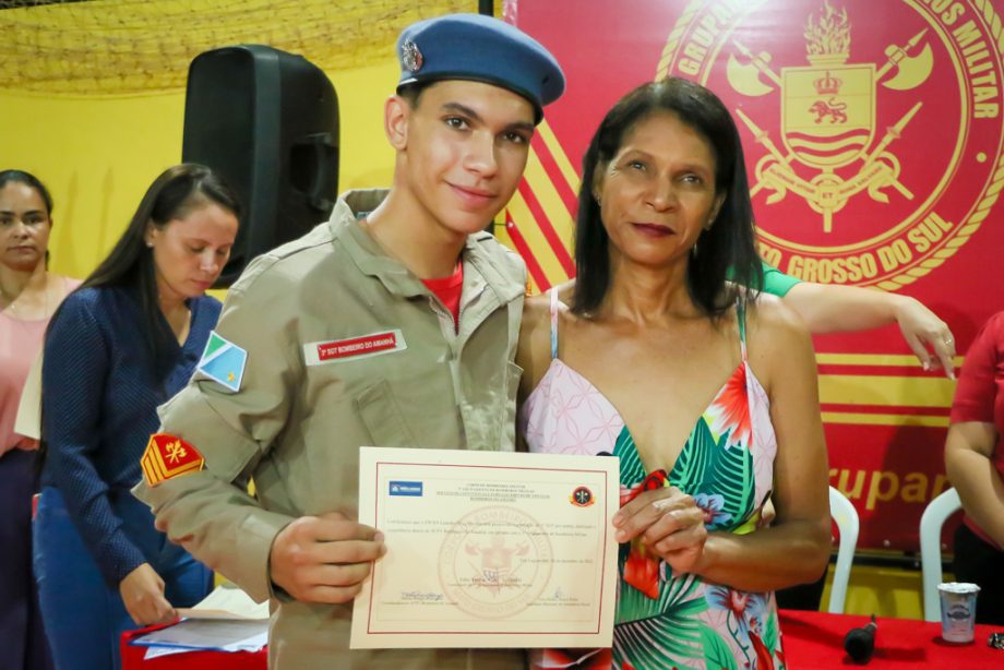 SMAS realiza graduação dos jovens SCFV Bombeiros do Amanhã