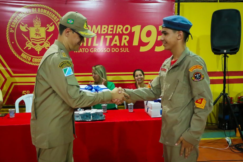 SMAS realiza graduação dos jovens SCFV Bombeiros do Amanhã