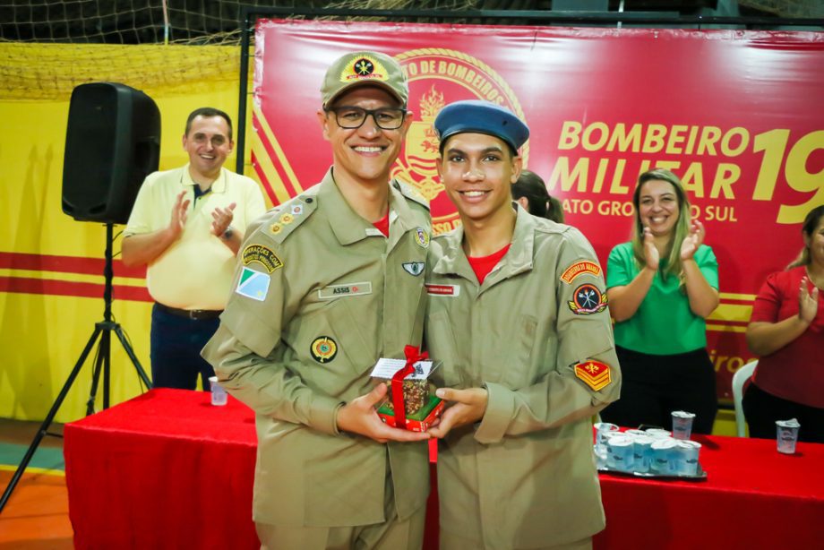 SMAS realiza graduação dos jovens SCFV Bombeiros do Amanhã