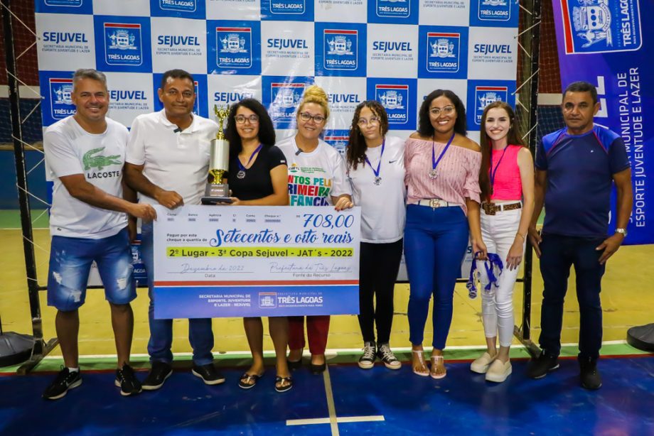 Com vitória do Despachante 3 Lagoas no futsal masculino, SEJUVEL premia campeões da 3ª Copa SEJUVEL