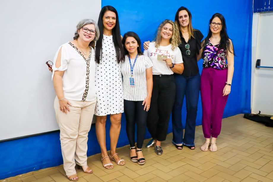 SMS realiza homenagem a técnicos e auxiliares em saúde bucal que atuam na rede municipal da Três Lagoas