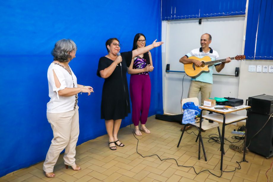 SMS realiza homenagem a técnicos e auxiliares em saúde bucal que atuam na rede municipal da Três Lagoas