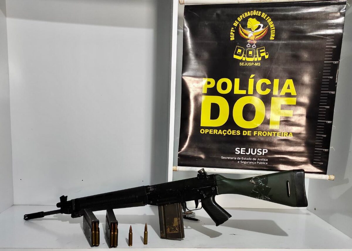 Operação conjunta entre policiais do Bope e DOF termina com pistola e fuzil apreendidos e camioneta recuperada