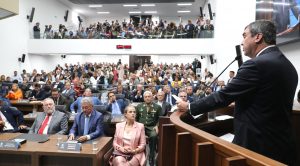 Na Assembleia Legislativa, Eduardo Riedel fala em pacificação e assume compromisso de estar aberto ao diálogo