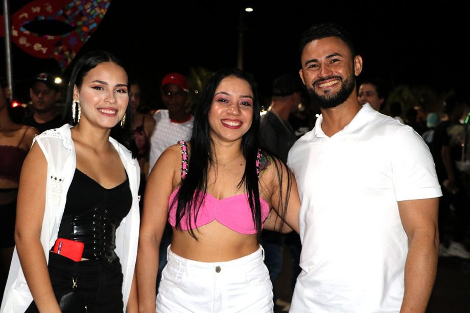 CarnaTrês 2023 – Terceira noite contagia público com todos os ritmos carnavalescos e apresentação do bloco “Pagodeiros Somos Nós”