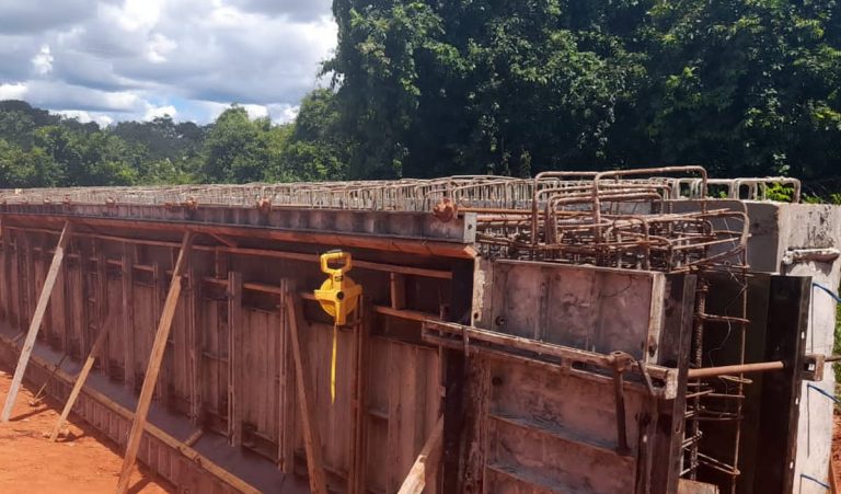 Rio Negro e Ribas do Rio Pardo: pontes de concreto em estradas vicinais dão logística ao campo