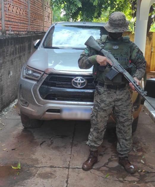 Operação conjunta entre policiais do Bope e DOF termina com pistola e fuzil apreendidos e camioneta recuperada