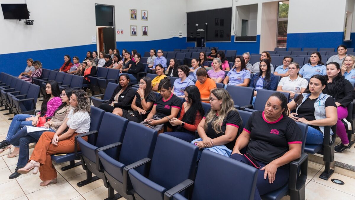 Servidoras da Câmara de Três Lagoas participam de capacitações alusivas ao Dia da Mulher