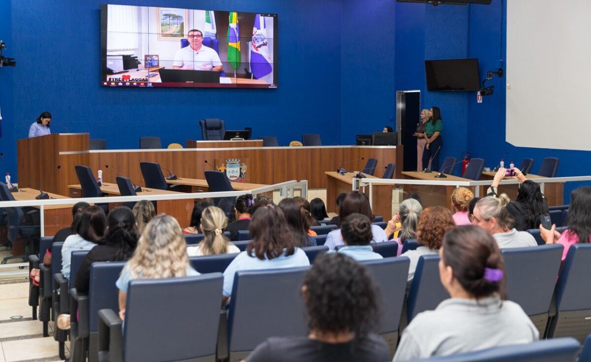 Servidoras da Câmara de Três Lagoas participam de capacitações alusivas ao Dia da Mulher