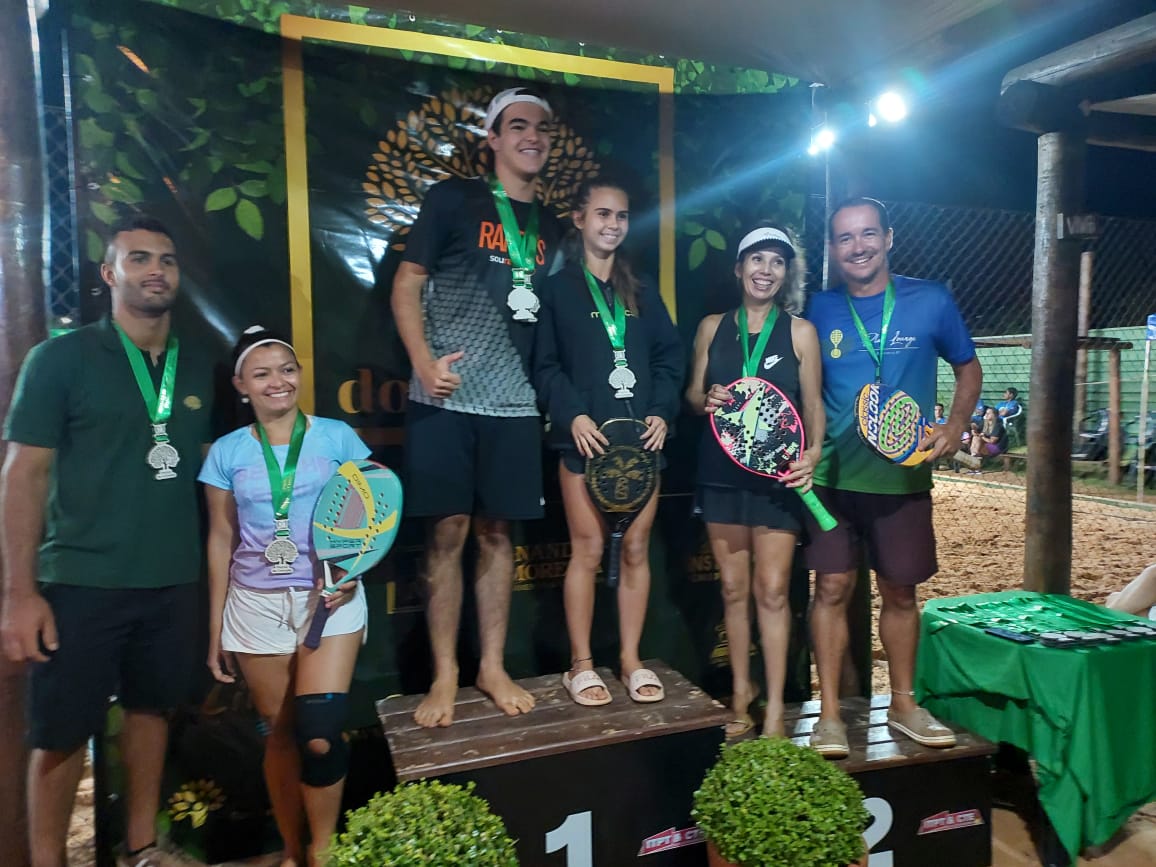 Atletas de Três Lagoas participam de circuito estadual de beach tennis em Chapadão do Sul