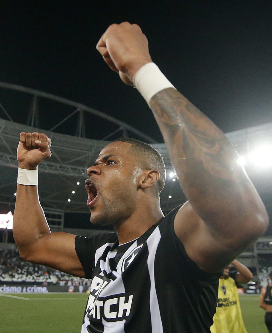 Giro da rodada: Botafogo mantém a liderança, Corinthians volta a vencer e Palmeiras empata