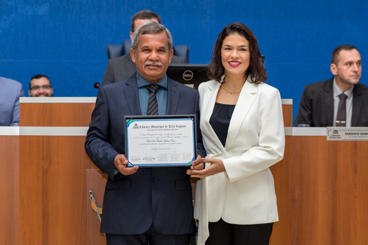 Câmara entrega moções para UTI do Hospital Auxiliadora