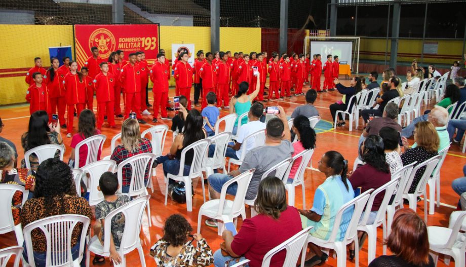 SCFV Bombeiros do Amanhã encerra ciclo de atividades com apresentações culturais para familiares e amigos