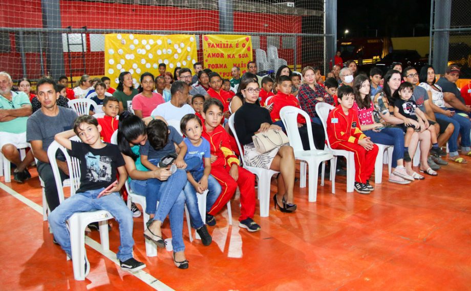 SCFV Bombeiros do Amanhã encerra ciclo de atividades com apresentações culturais para familiares e amigos