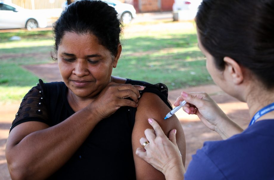 Saúde vai às ruas contra a Influenza e aumenta em cerca de 20% cobertura vacinal