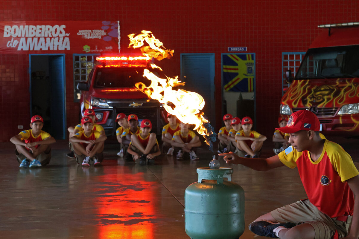 Com atenção e cuidado, Projeto “Bombeiros do Amanhã” beneficia 850 crianças e adolescentes em MS