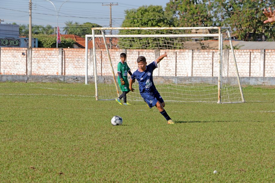 Veja como foram os primeiros embates do Campeonato Municipal de Futebol das Categorias de Base no último domingo (25)