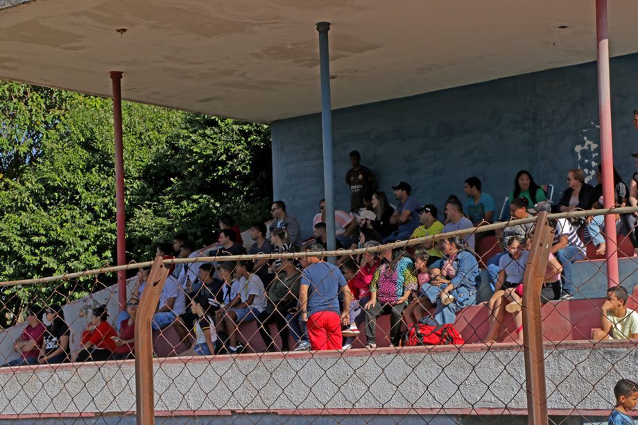 Veja como foram os primeiros embates do Campeonato Municipal de Futebol das Categorias de Base no último domingo (25)