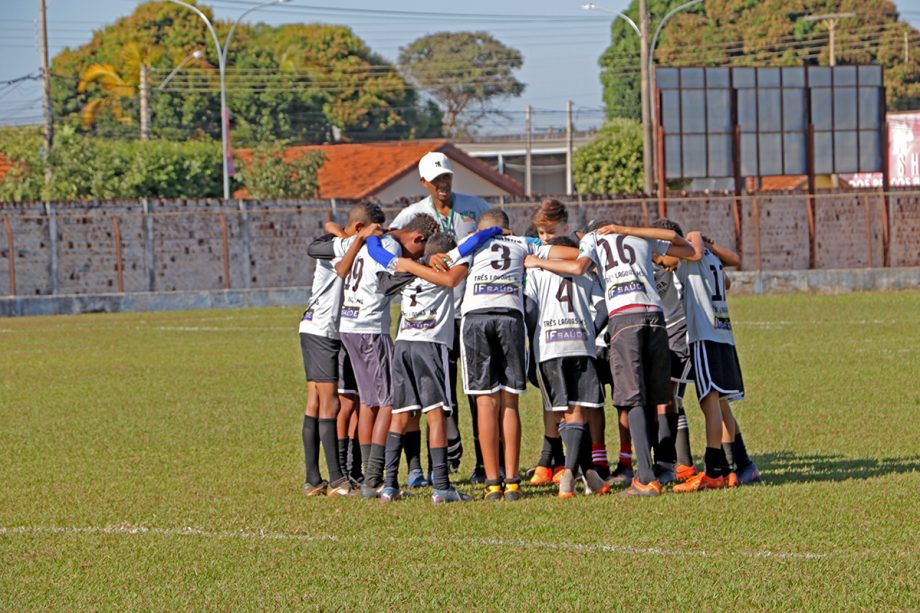 Veja como foram os primeiros embates do Campeonato Municipal de Futebol das Categorias de Base no último domingo (25)