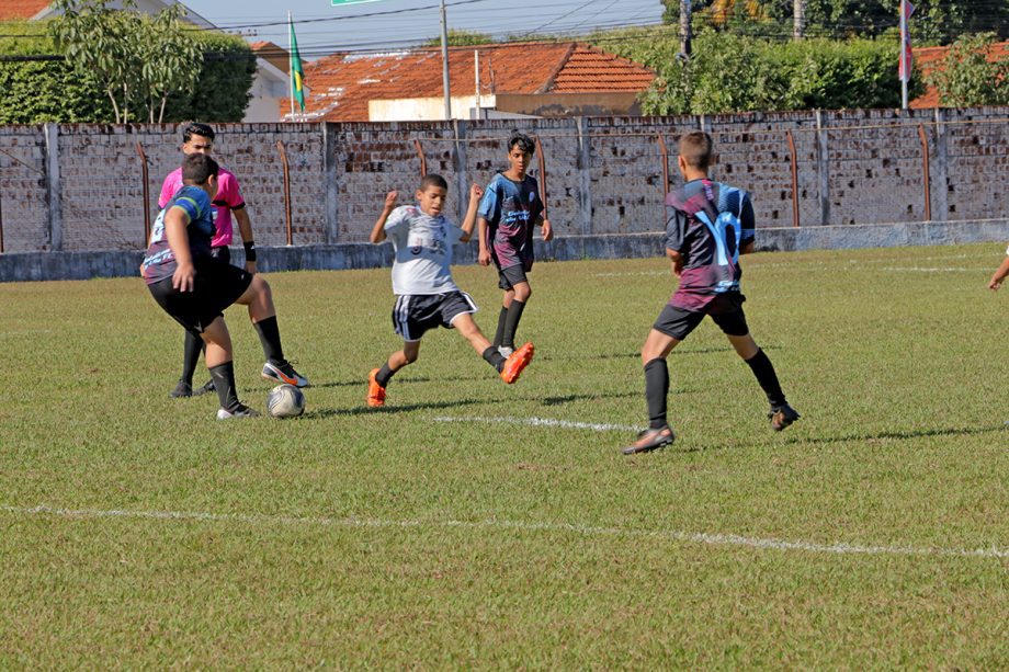 Veja como foram os primeiros embates do Campeonato Municipal de Futebol das Categorias de Base no último domingo (25)