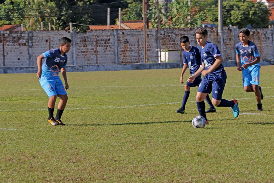 Veja como foram os primeiros embates do Campeonato Municipal de Futebol das Categorias de Base no último domingo (25)