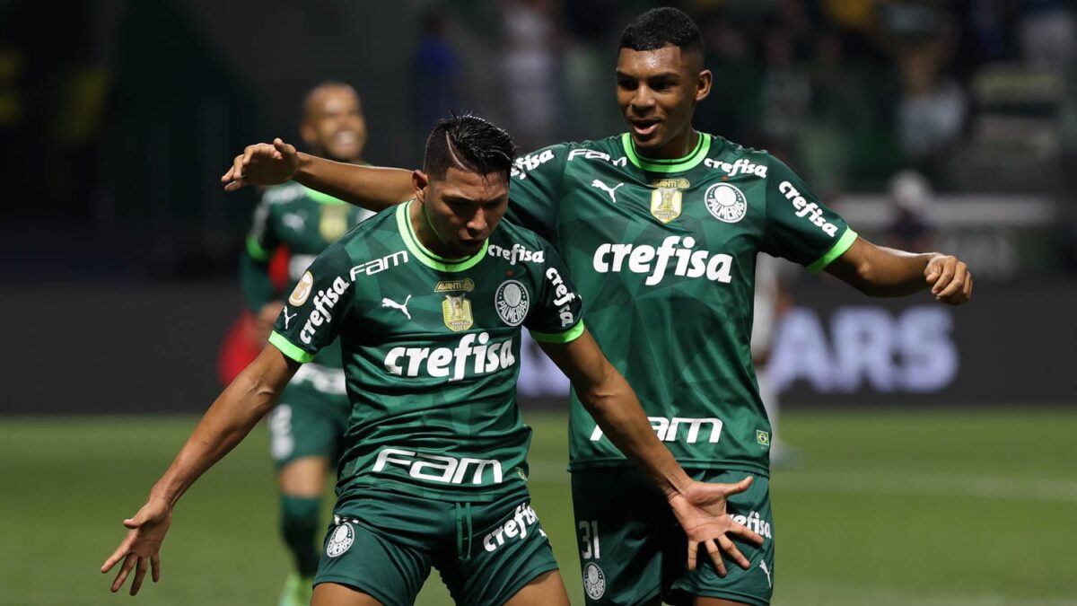 Brasileirão: Botafogo tropeça e vê Palmeiras, Galo e Grêmio encostarem
