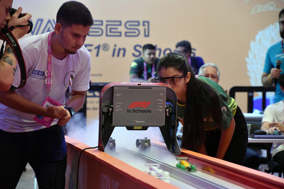 Cinco equipes de MS vão disputar torneio de robótica no Rio de Janeiro