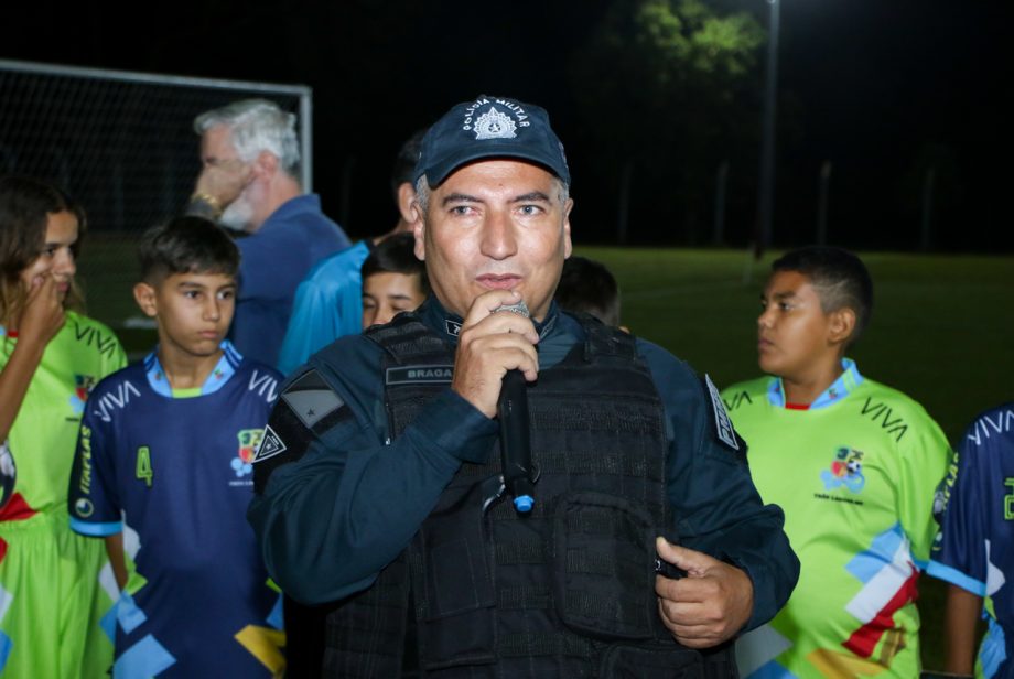 Prefeitura de Três Lagoas inaugura Iluminação de Led no campo de futebol de Arapuá