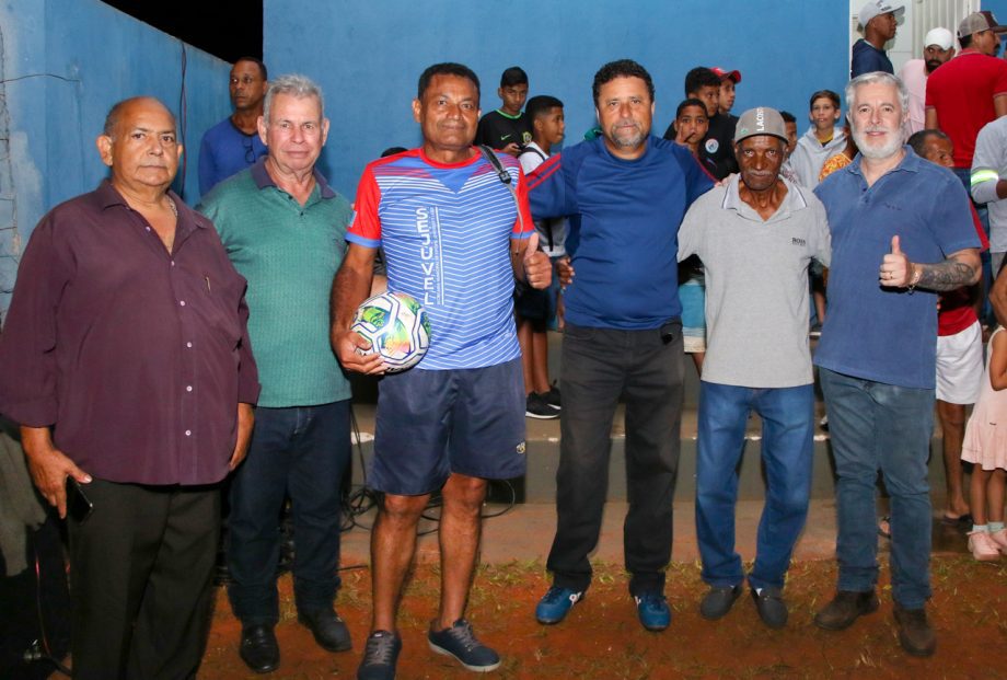 Prefeitura de Três Lagoas inaugura Iluminação de Led no campo de futebol de Arapuá