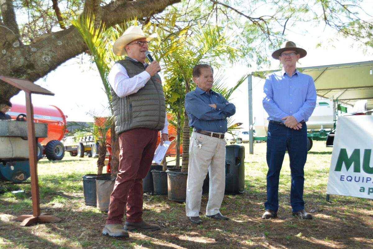 Prefeito Akira prestigia abertura do Leilosul Agronegócios 2023